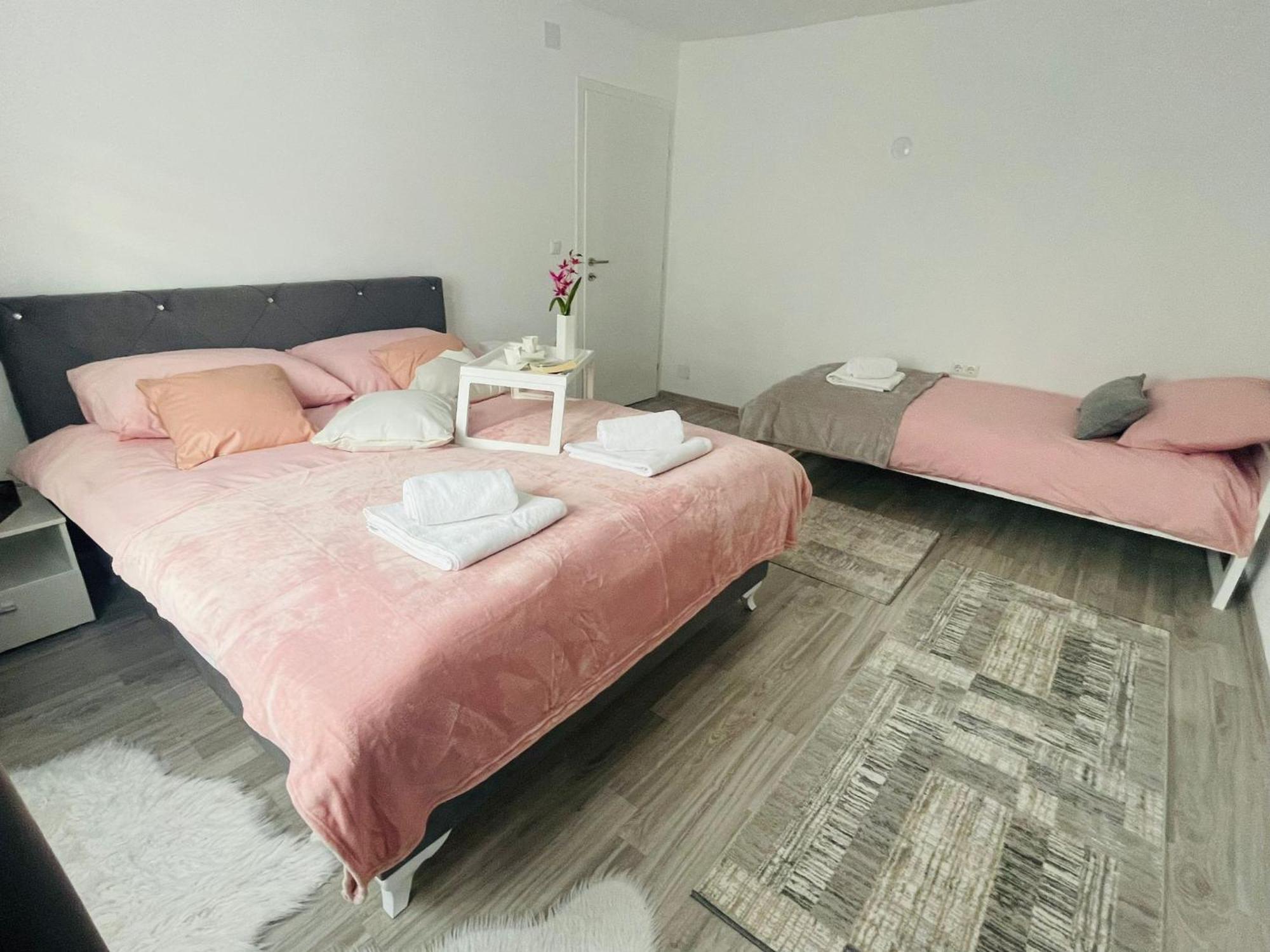 Apartment Zara Bihać Εξωτερικό φωτογραφία